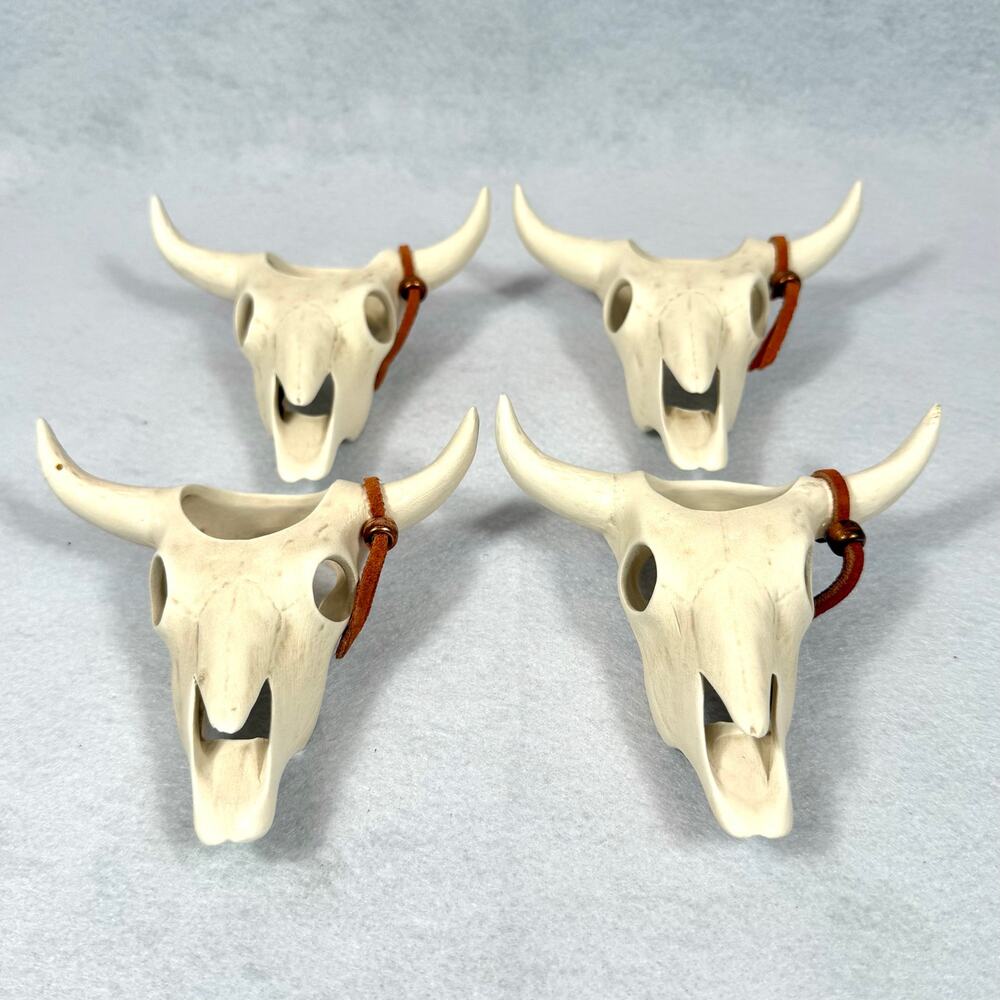 Western Rustic Home Decor Cow Skull Ceramic Napkin Rings/Ornaments Lot of 4